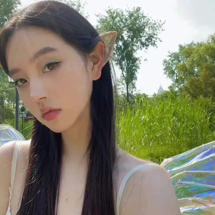 在世界的中心呼唤爱